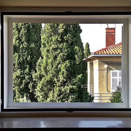 Apartment Aron