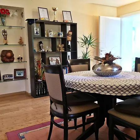 Aron Apartment *